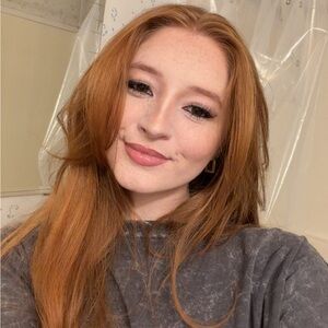 Meet your Posher, Emilie